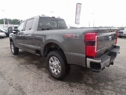 New 2025 Ford F350 Lariat w/ Lariat Ultimate Package