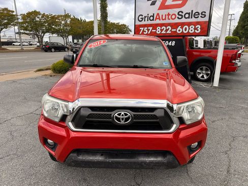 Used 2014 Toyota Tacoma 4x4 Double Cab w/ SR5 Package image 9