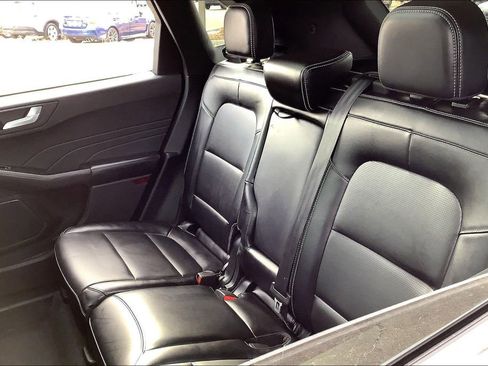 Used 2023 Ford Escape Platinum image 29