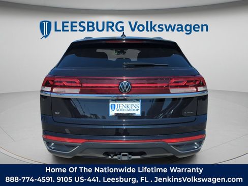 New 2025 Volkswagen Atlas Cross Sport SE AWD/4WD image 7