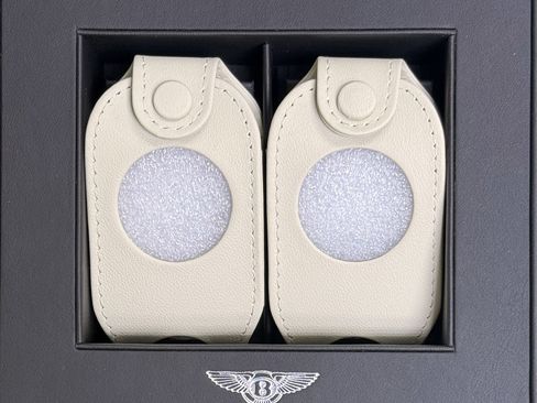 New 2026 Bentley Bentayga AWD/4WD image 44