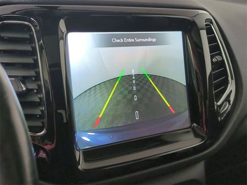 Used 2020 Jeep Compass Limited w/ Rear Convenience Group image 15