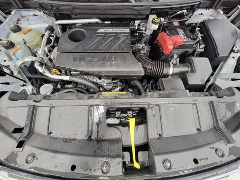 Used 2025 Nissan Rogue SV image 8