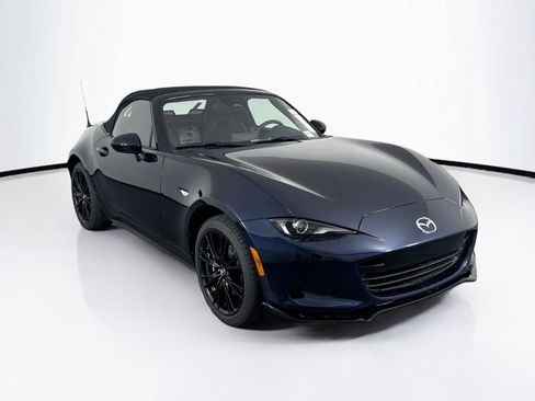 New 2026 MAZDA MX-5 Miata Club w/ Interior Package RWD image 9