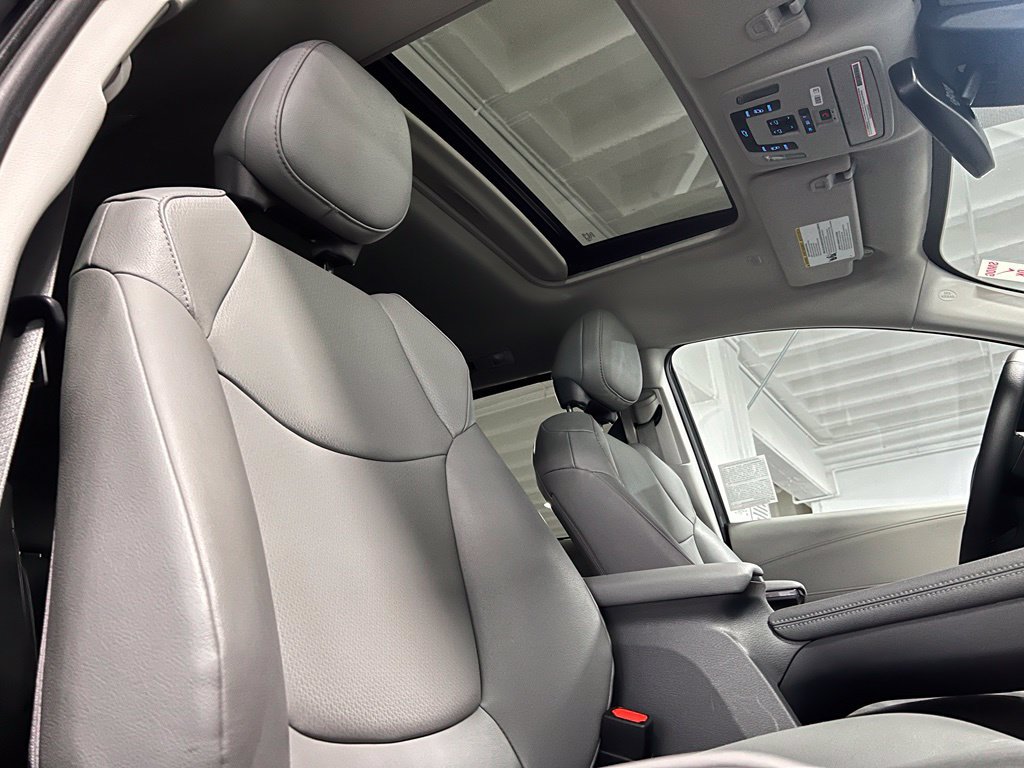 Certified 2023 Toyota Sienna XLE w/ XLE Plus Package FWD image 23