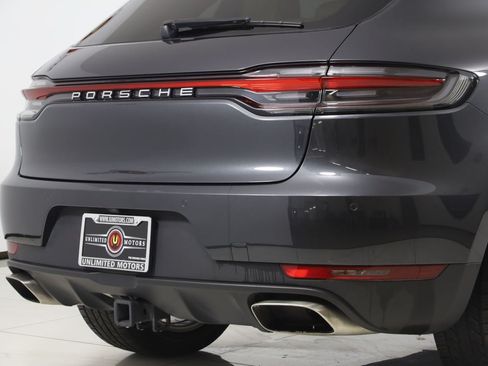 Used 2019 Porsche Macan AWD/4WD image 46