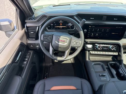 New 2026 GMC Sierra 2500 AT4 w/ AT4 Premium Plus Package AWD/4WD image 29