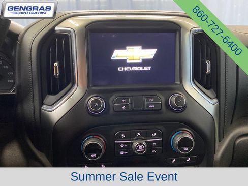Used 2021 Chevrolet Silverado 1500 LT Trail Boss w/ Convenience Package II AWD/4WD image 16