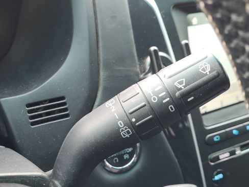 Used 2017 Ford Explorer Platinum image 35