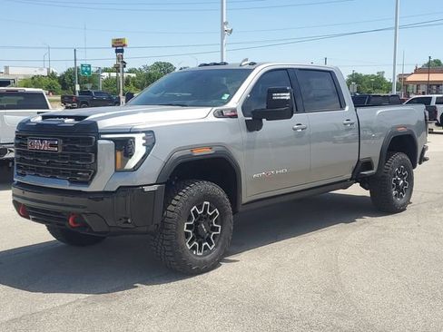 New 2026 GMC Sierra 2500 AT4X AWD/4WD image 3