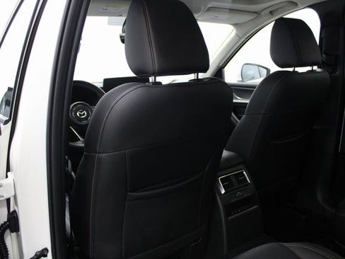 Used 2024 MAZDA CX-90 Plug-In Hybrid w/ Premium Pkg image 22