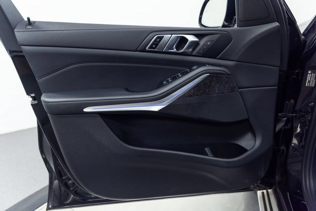 Used 2023 BMW X5 xDrive40i AWD/4WD image 11