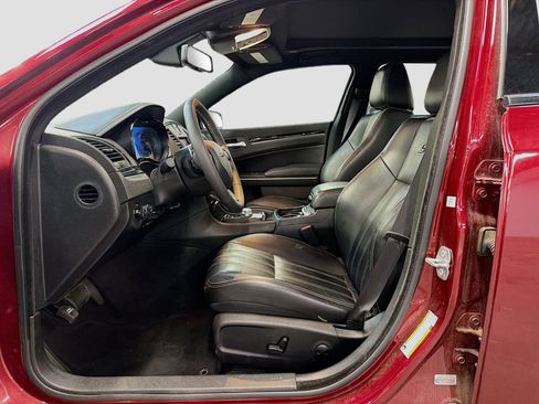 Used 2022 Chrysler 300 S RWD image 22