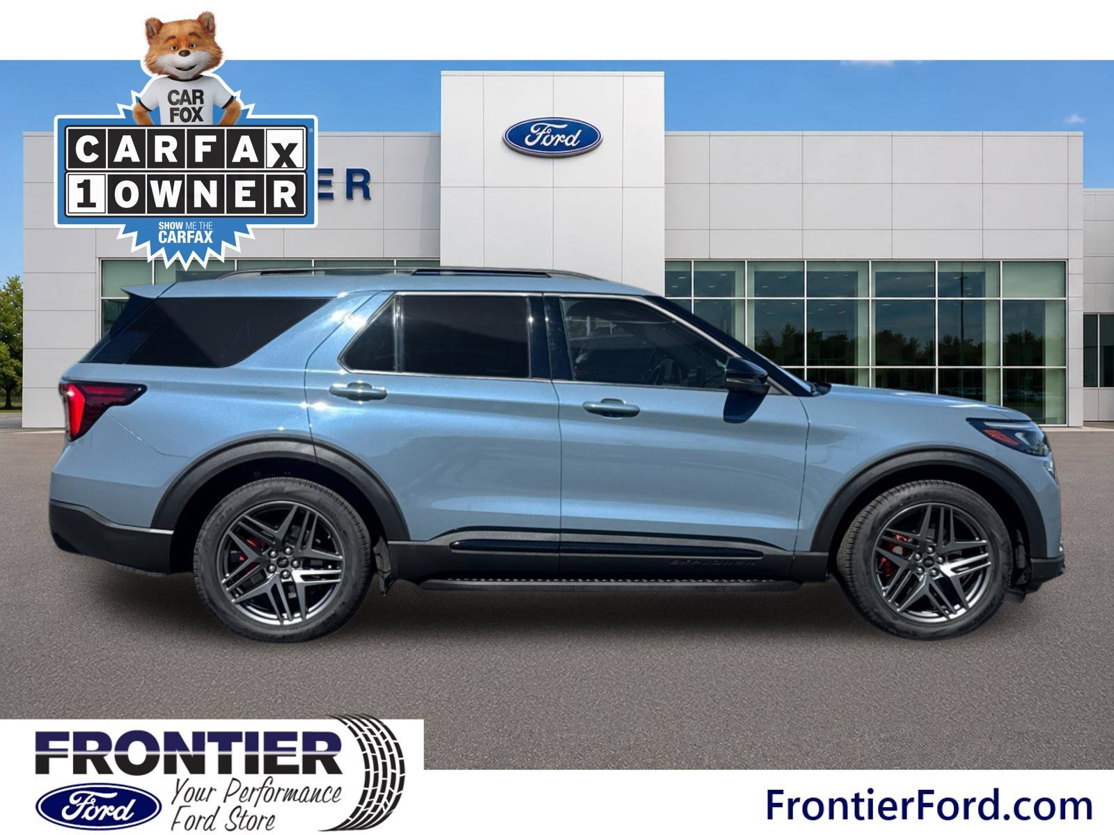 Used 2025 Ford Explorer ST AWD/4WD image 4