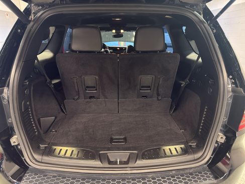 Used 2021 Dodge Durango R/T w/ Blacktop Package AWD/4WD image 33