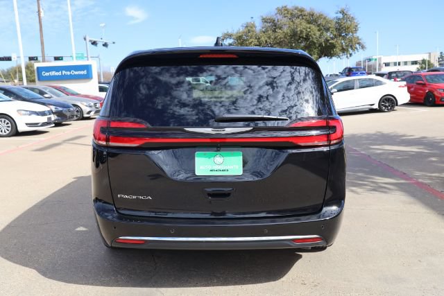 Used 2026 Chrysler Pacifica Select FWD image 7
