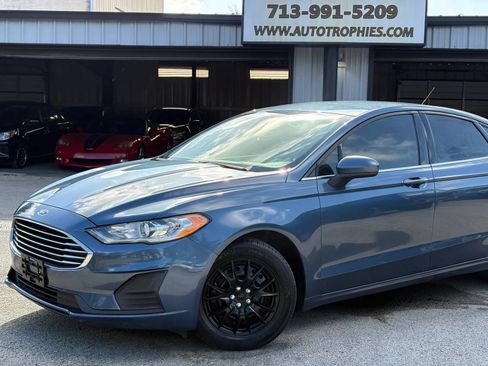 Used 2019 Ford Fusion S FWD image 30