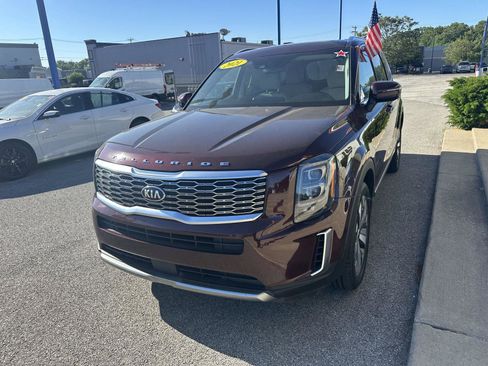 Used 2021 Kia Telluride EX w/ EX Premium Package FWD image 6