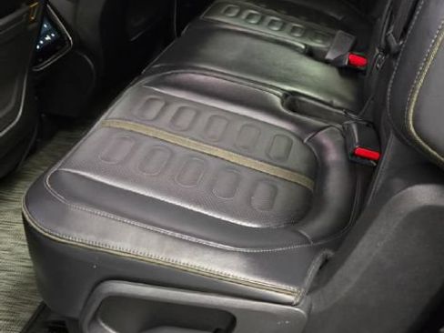 Used 2024 Rivian R1S Adventure AWD/4WD image 9