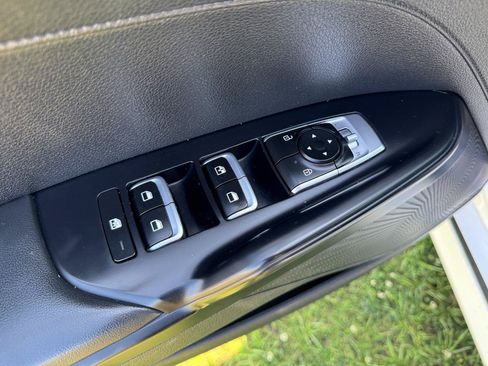 Used 2022 Kia K5 LXS FWD image 17