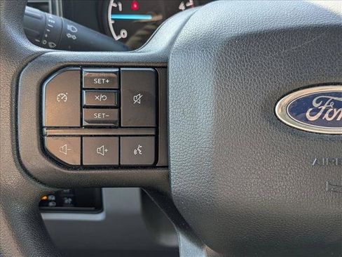 Used 2025 Ford F250 XLT w/ FX4 Off-Road Package image 11