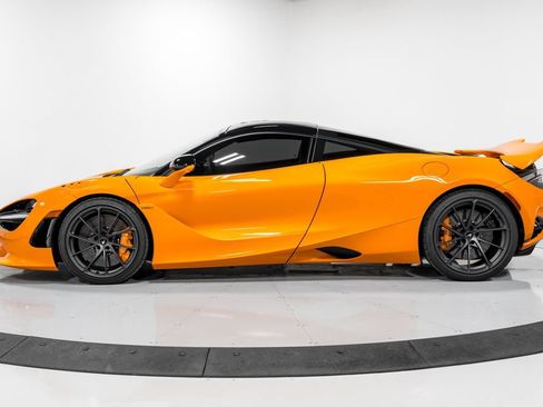 Used 2026 McLaren 750S RWD image 6
