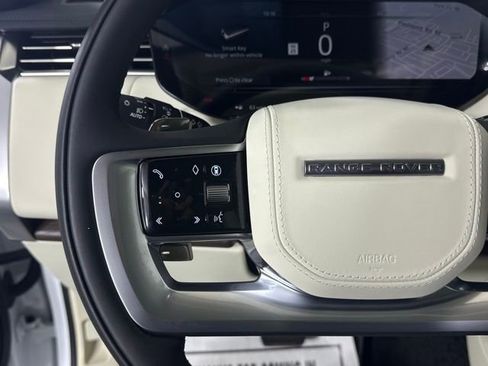 New 2025 Land Rover Range Rover SE image 40