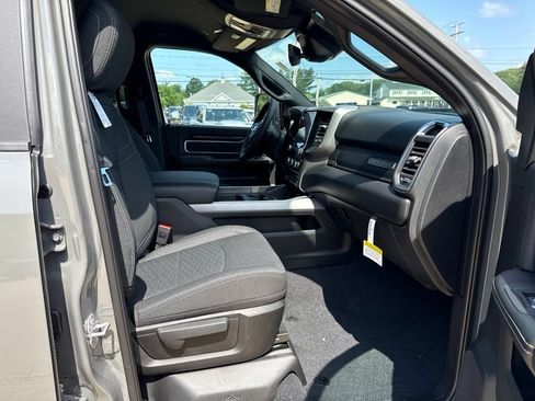 New 2026 RAM 2500 Big Horn AWD/4WD image 24