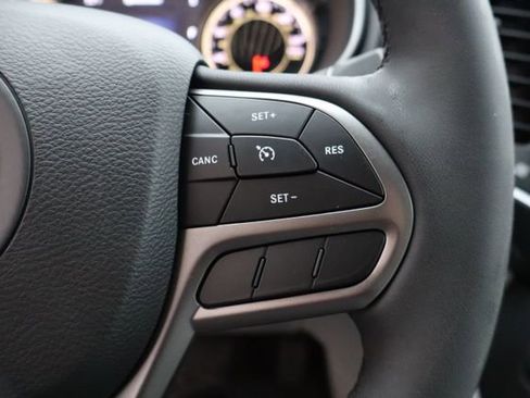 Used 2022 Jeep Cherokee Latitude Lux image 15