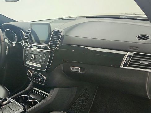 Used 2017 Mercedes-Benz GLS 450 4MATIC image 31