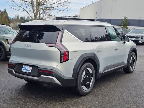 New 2026 Kia EV9 Wind image 5