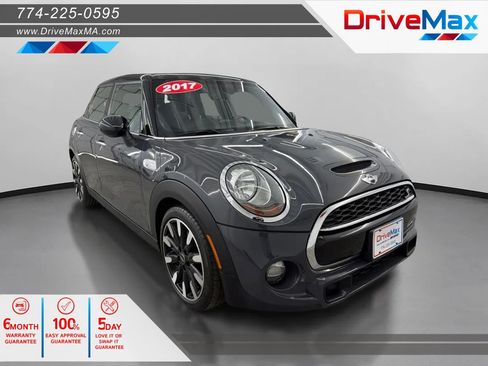 Used 2017 MINI Cooper S FWD image 1