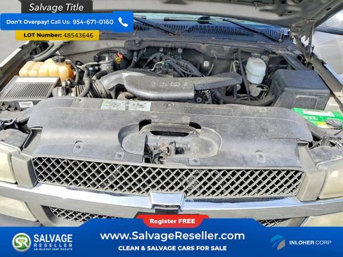 Used 2004 Chevrolet Avalanche 2WD image 15