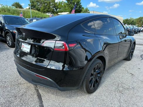 Used 2020 Tesla Model Y Long Range AWD/4WD image 3