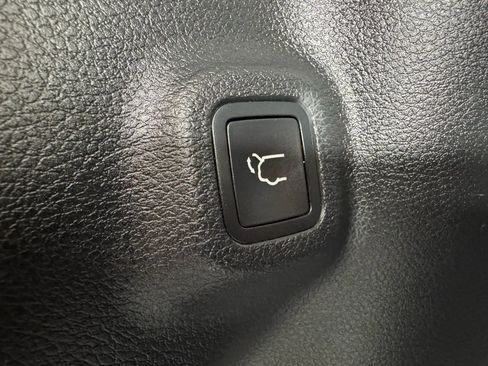 Used 2018 Jeep Compass Trailhawk w/ Leather Interior Group image 30