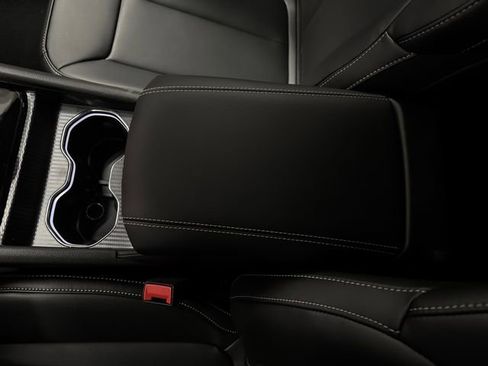 New 2025 Jeep Grand Cherokee Limited w/ Black Appearance Package image 21