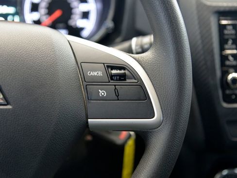 Used 2018 Mitsubishi Outlander Sport ES FWD image 23