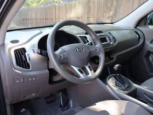 Used 2011 Kia Sportage LX w/ Convenience Pkg FWD image 15