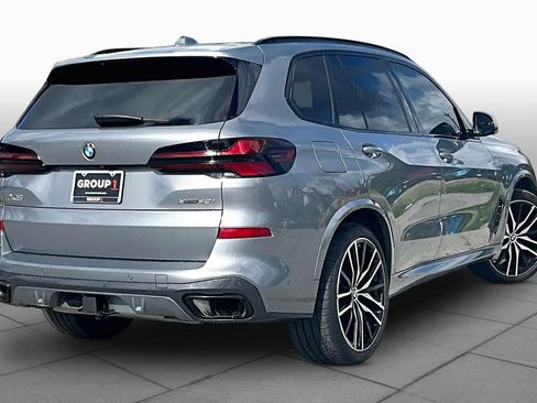 Used 2026 BMW X5 xDrive40i w/ M Sport Package AWD/4WD image 12
