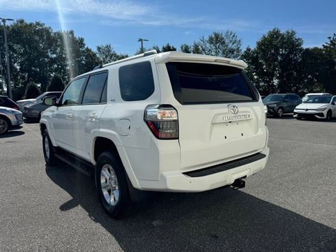 Used 2024 Toyota 4Runner SR5 image 25