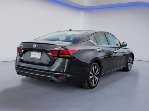 Used 2022 Nissan Altima 2.5 SV image 3