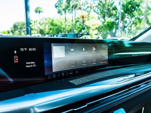 Used 2026 Cadillac Escalade ESV V w/ LPO, ONYX Package AWD/4WD image 35