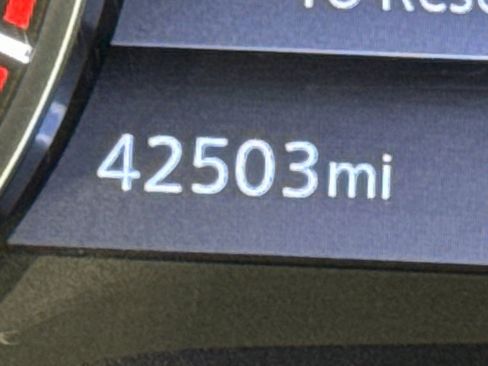 Used 2023 Nissan Titan SV image 36