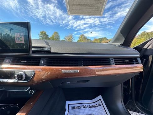 Used 2022 Audi A5 2.0T Premium image 16