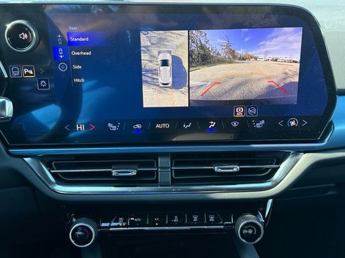 New 2026 Chevrolet Equinox EV LT AWD/4WD image 20
