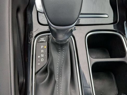 Used 2025 Kia Telluride S FWD image 17