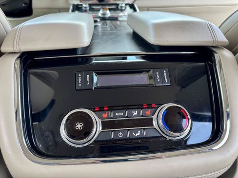 Used 2018 Lincoln Navigator Select AWD/4WD image 20
