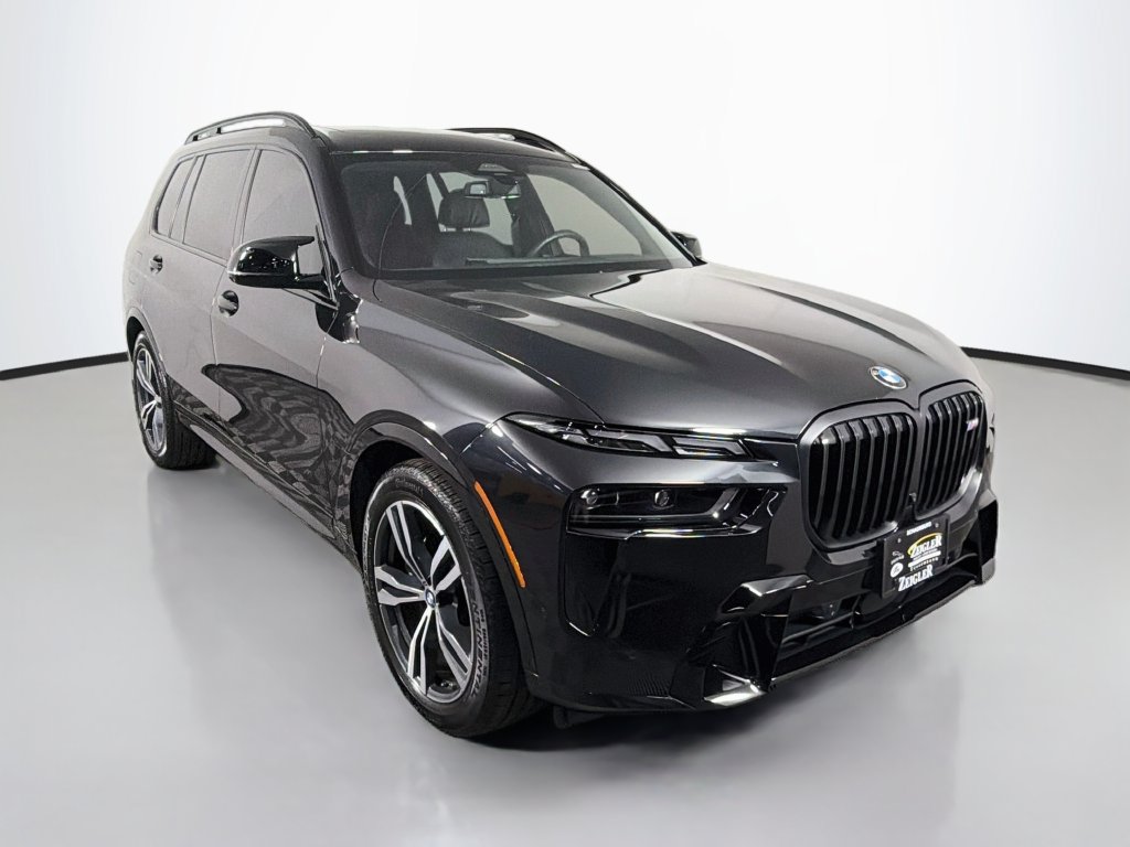 Used 2025 BMW X7 M60i w/ Climate Comfort Package AWD/4WD image 3