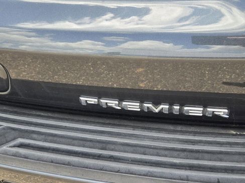 Used 2021 Chevrolet Tahoe Premier w/ Premium Package image 8