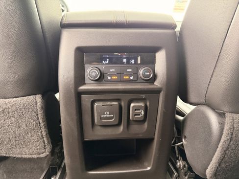 Used 2020 Chevrolet Traverse Premier w/ Redline Edition image 30